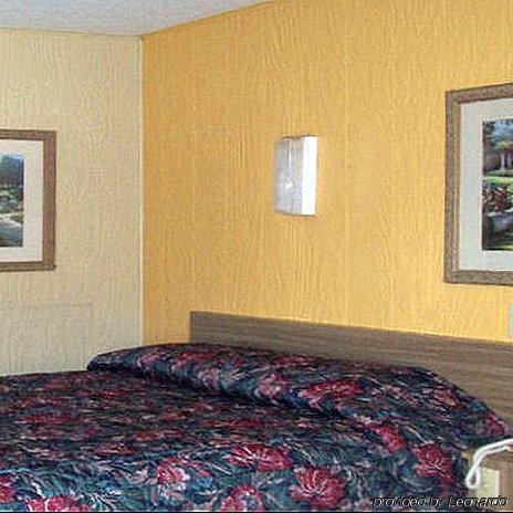 Charles Wesley Motor Lodge Downtown Broken Bow- Hochatown Kamer foto